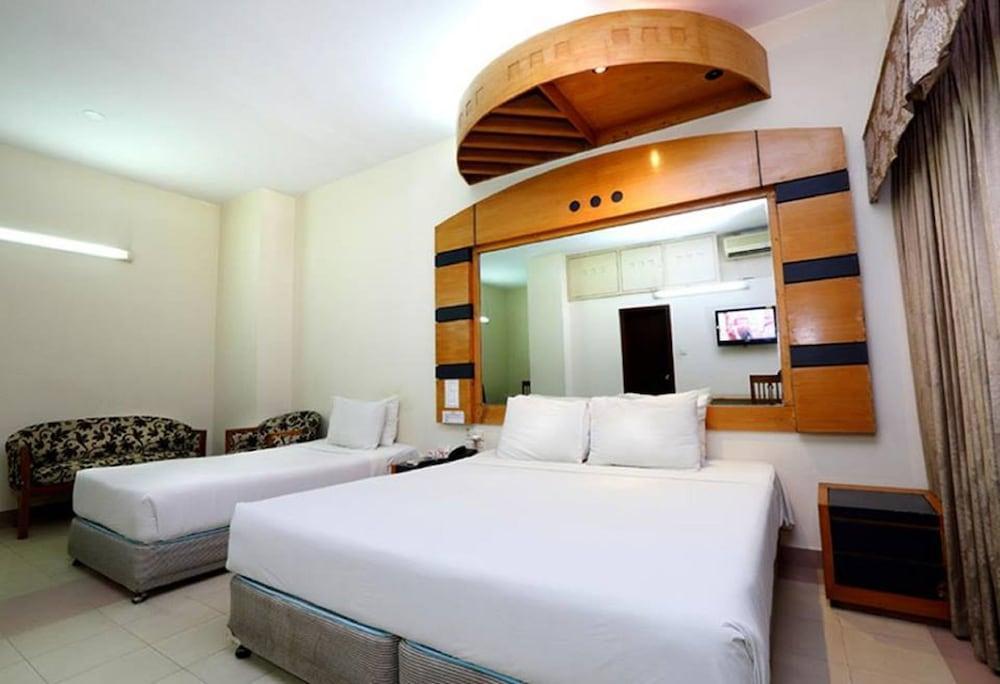 Uni Resort Cox's Bazar Exterior photo