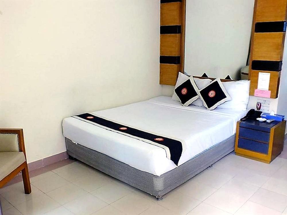 Uni Resort Cox's Bazar Exterior photo