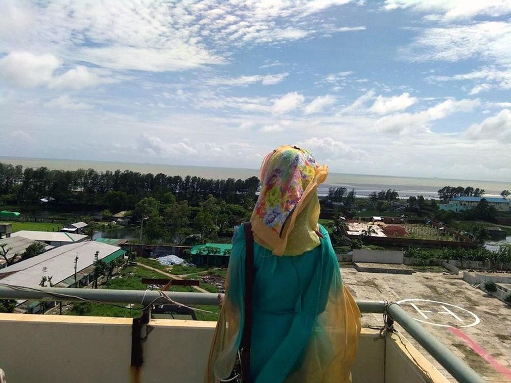 Uni Resort Cox's Bazar Exterior photo